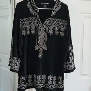 Lauren Michelle Black Tunic with White Embroidery